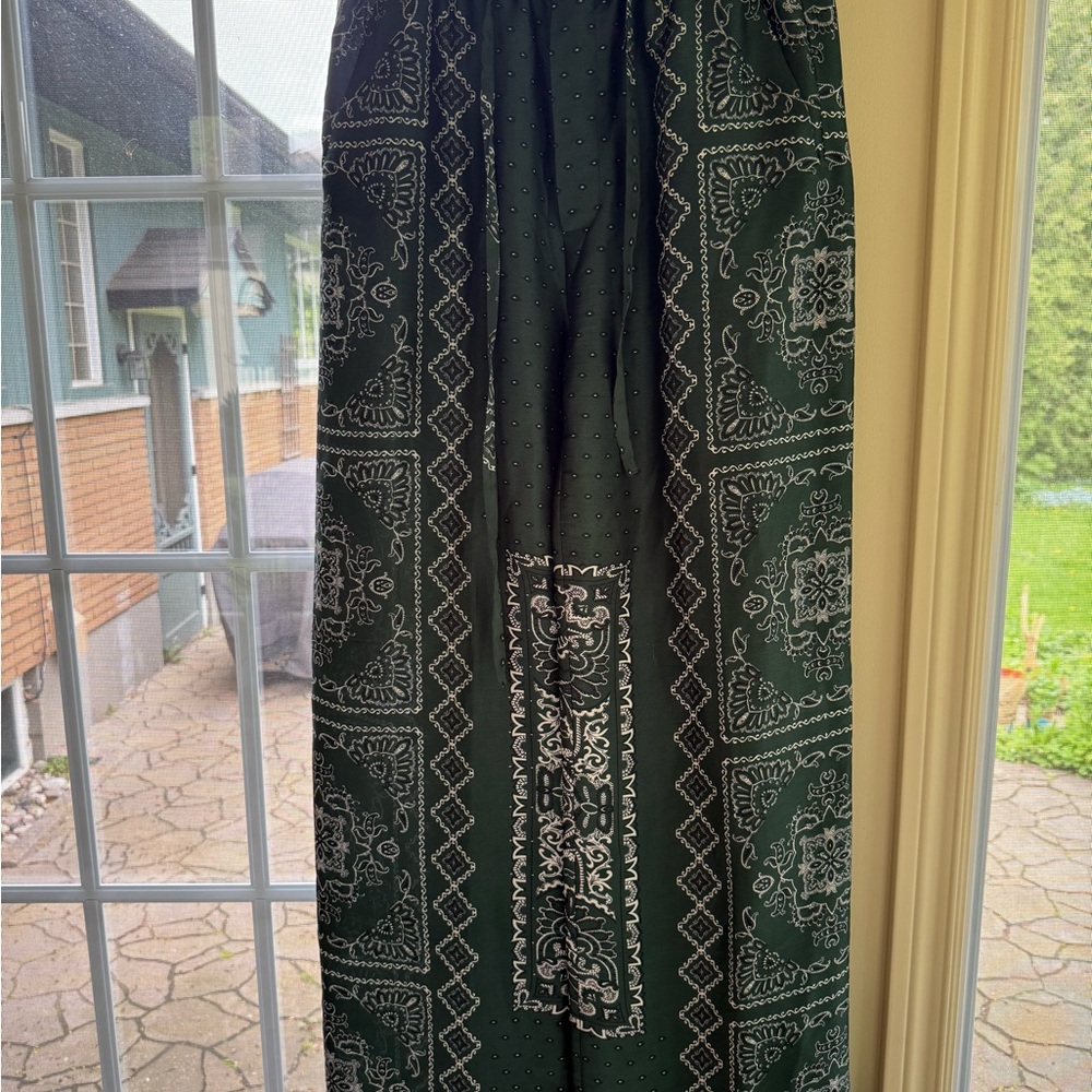 Zara Green Wide Leg Pants with White Pattern